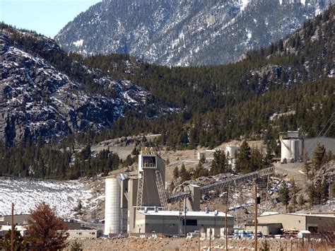 Montana miner backs off expansion plans, lays off 100 due to lower palladium prices
